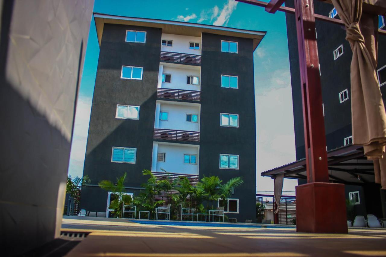Earl Heights Suites Hotel Akra Dış mekan fotoğraf