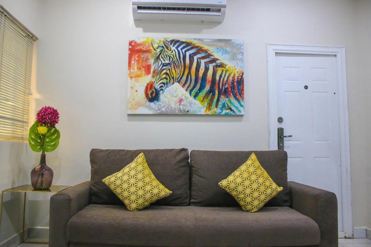 Earl Heights Suites Hotel Akra Dış mekan fotoğraf